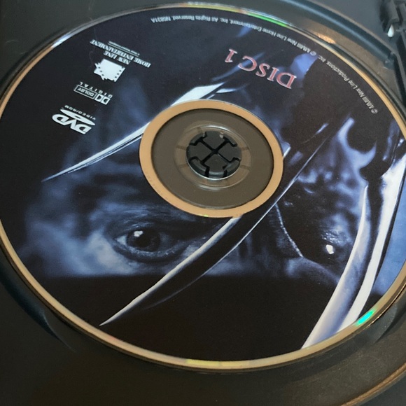 Freddy vs Jason 2 disc dvd good condition - Picture 3 of 4